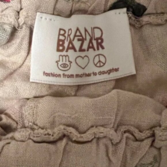 Floral Linen Print Women's Shorts - Picture 3 of 4